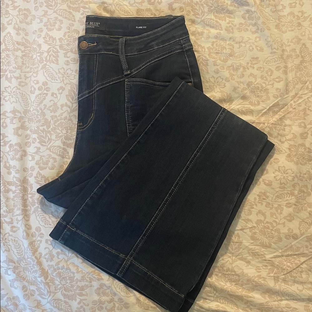 Judy Blue Women's Yolk front Flare Jeans Size 14W